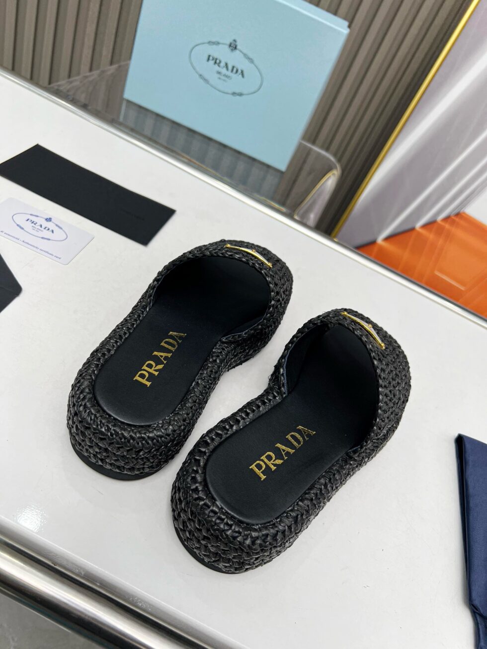 Replica Prada Crochet Flatform Slides in Black Raffia-effect Yarn 105