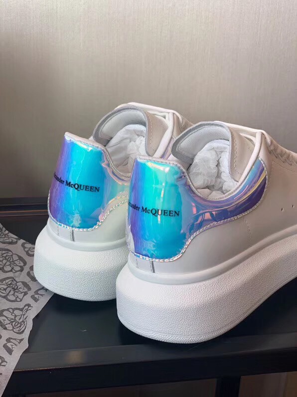 Replica Alexander McQueen Women’s Oversized Sneakers With Iridescent Heel 107