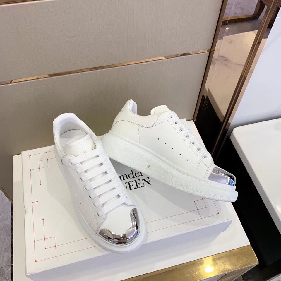 Replica Alexander McQueen Women’s White Oversized Sneakers With Metal Toe 109