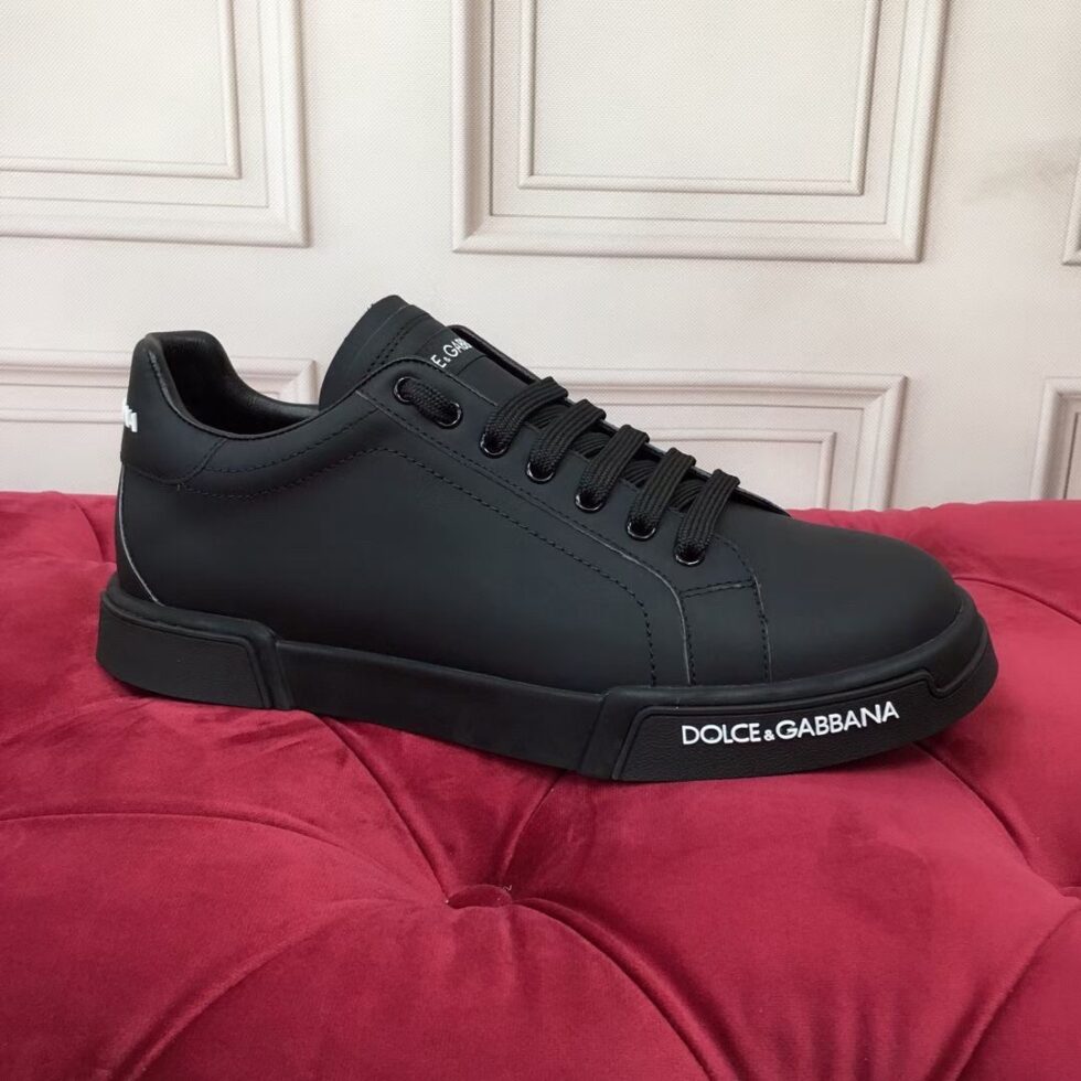 Replica Dolce & Gabbana Women’s Portofino Sneakers In Black Leather 108