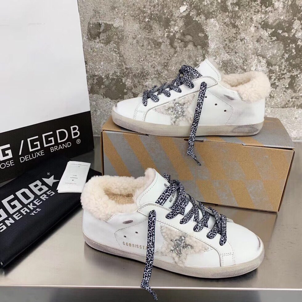 Replica Golden Goose Women’s Super-Star Shearling Sneakers with Leopard Laces 110