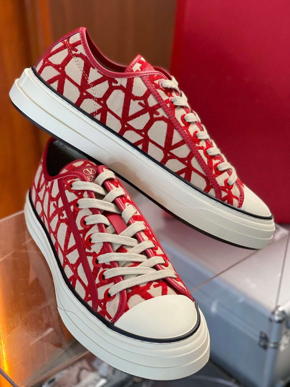 Replica Valentino Totaloop Sneakers in Red Toile Iconographe Fabric 106