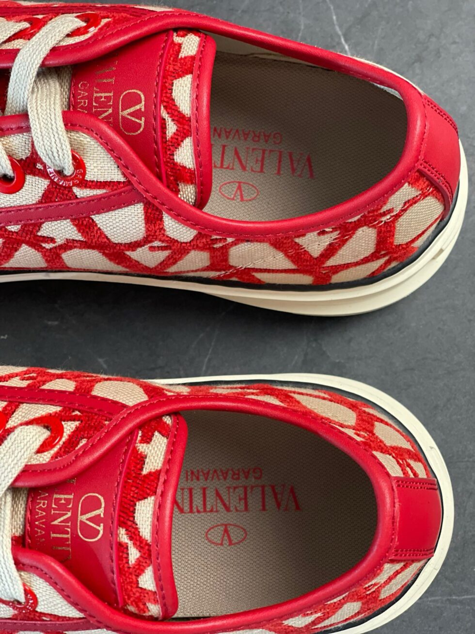 Replica Valentino Totaloop Sneakers in Red Toile Iconographe Fabric 112