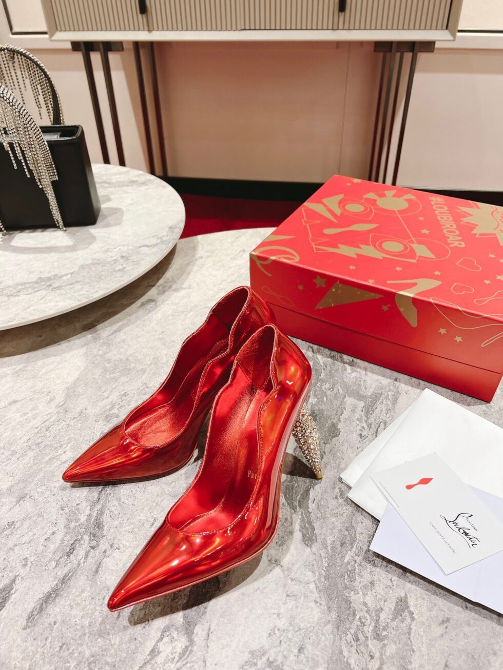 Replica Christian Louboutin Lipstrass Pumps 100mm In Red Patent Leather 110