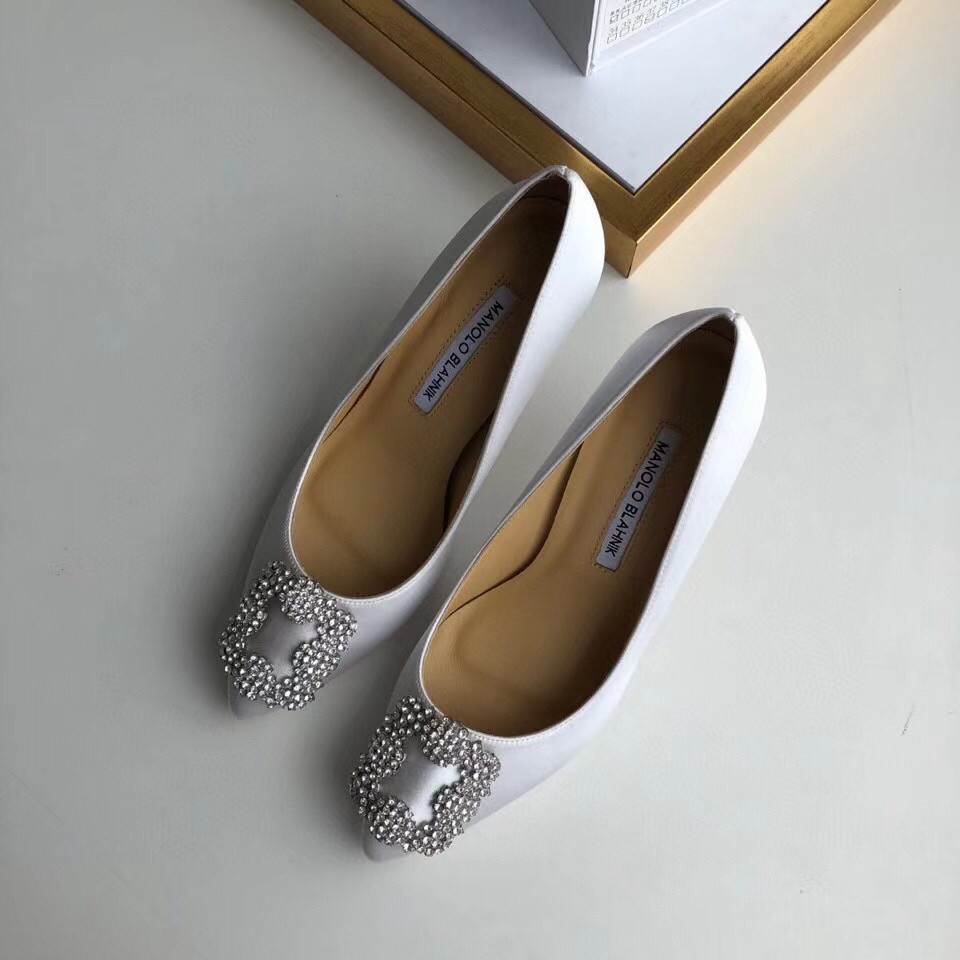 Replica Manolo Blahnik Hangisi 70 Pumps In White Satin 106