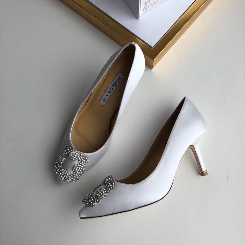 Replica Manolo Blahnik Hangisi 70 Pumps In White Satin 109