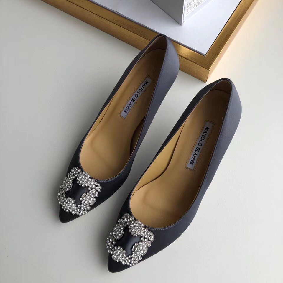 Replica Manolo Blahnik Hangisi 70 Pumps In Grey Satin 107