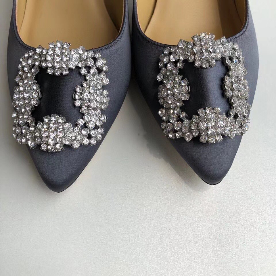 Replica Manolo Blahnik Hangisi 70 Pumps In Grey Satin 111