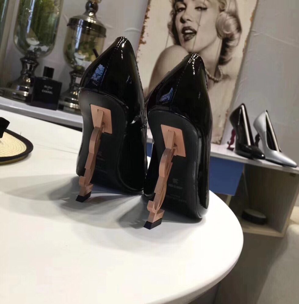 Replica Saint Laurent Opyum 110 Pumps In Patent Leather with Gold Heel 108