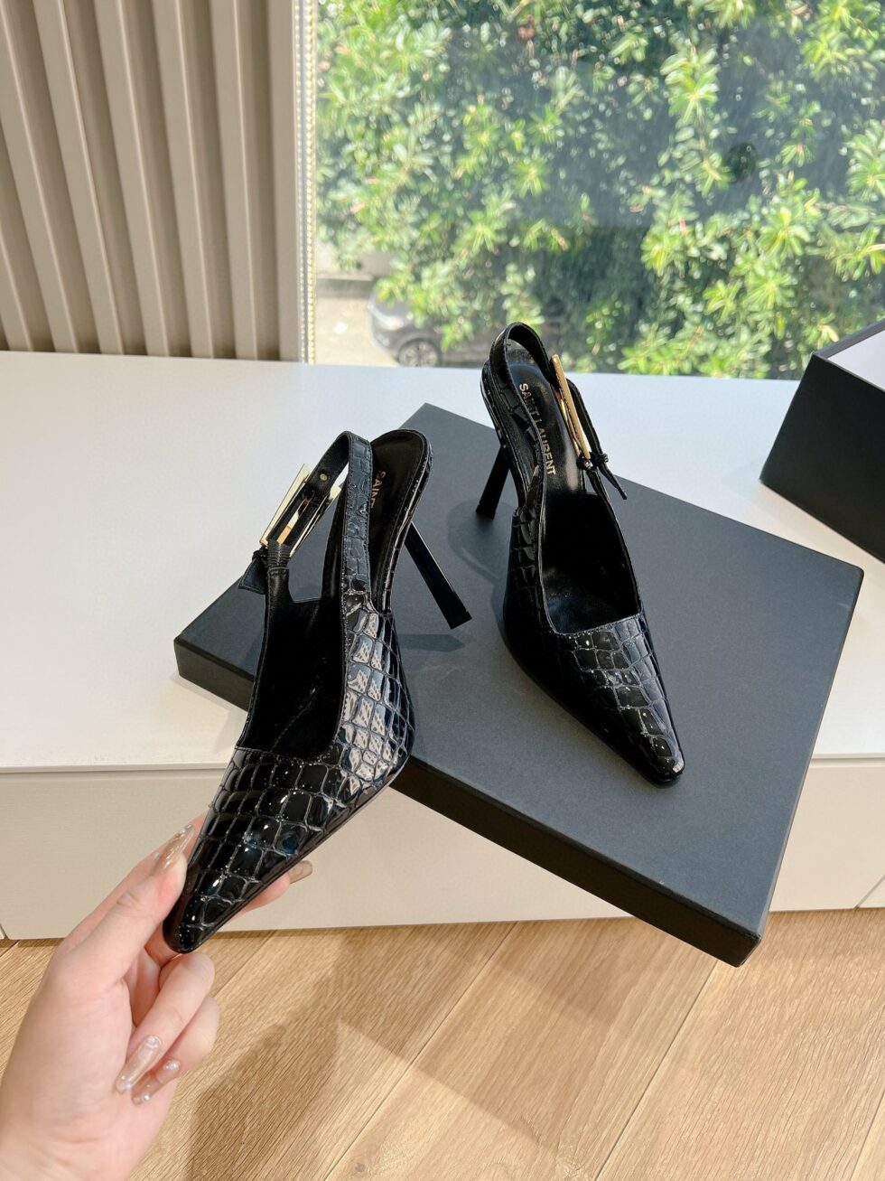 Replica Saint Laurent Lee Slingback Pumps in Crocodile-embossed Leather 106