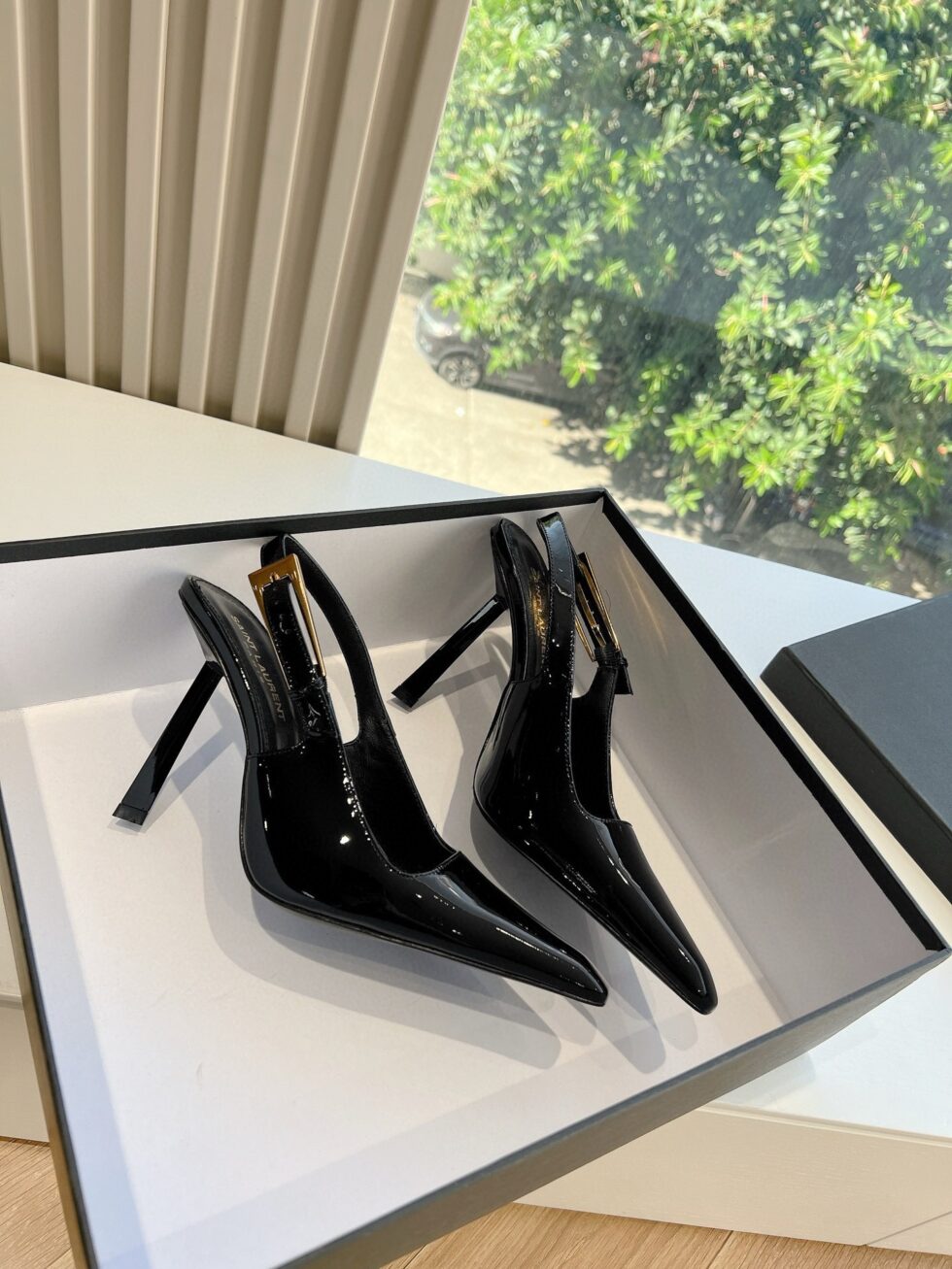 Replica Saint Laurent Lee Slingback Pumps in Black Patent Leather 107