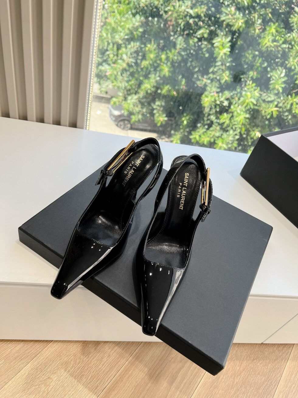 Replica Saint Laurent Lee Slingback Pumps in Black Patent Leather 109