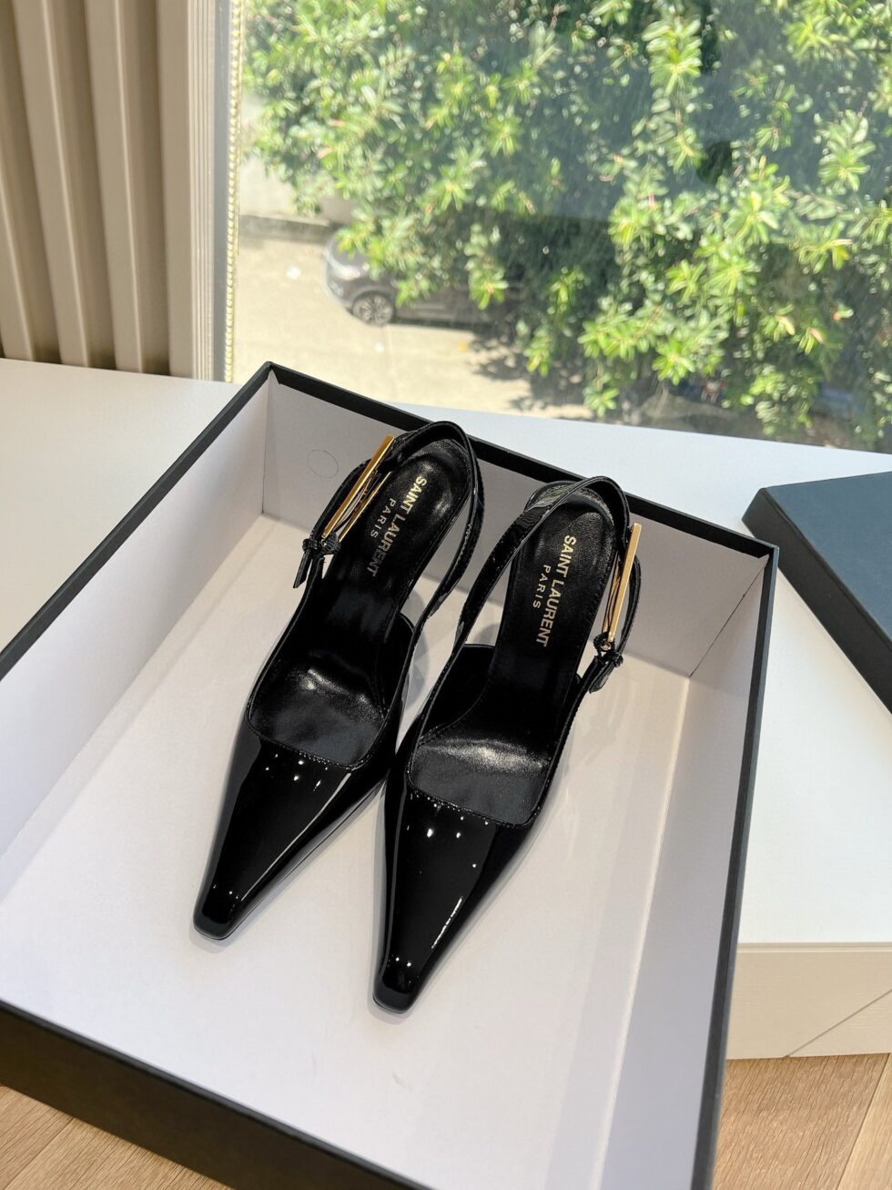 Replica Saint Laurent Lee Slingback Pumps in Black Patent Leather 110