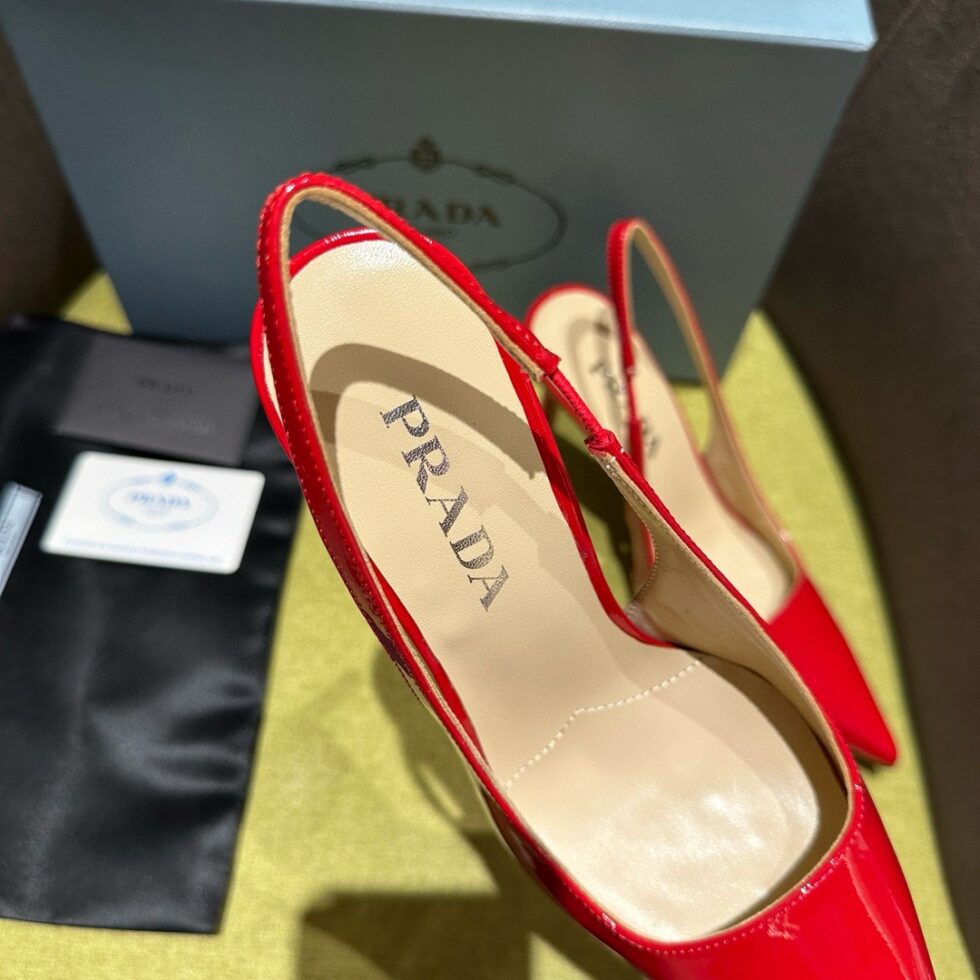 Replica Prada Slingbacks Pumps 95mm In Red Patent Leather 107