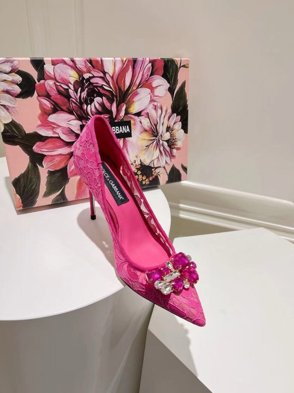 Replica Dolce & Gabbana Rainbow Pumps 105mm in Fuchsia Lace 106