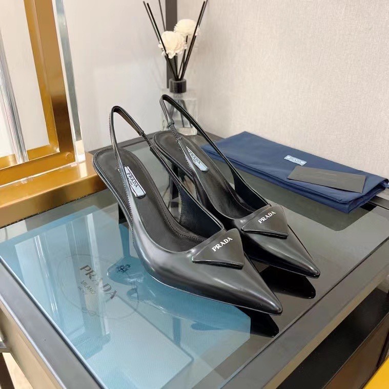 Replica Prada Slingback Pumps 75MM In Noir Brushed Leather 106