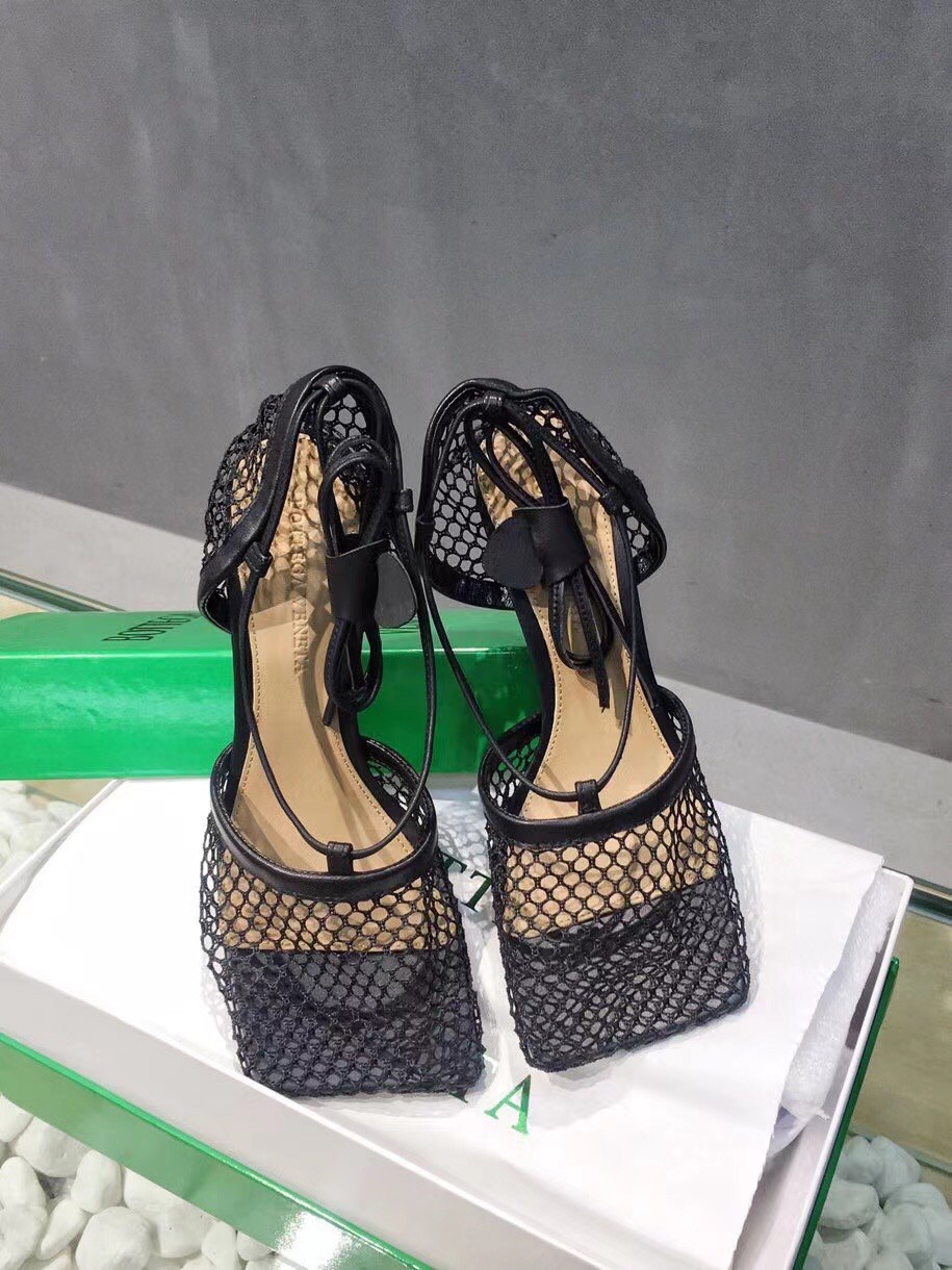 Replica Bottega Veneta Stretch Sandals In Black Mesh 106