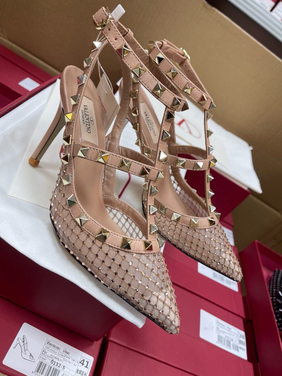 Replica Valentino Rockstud Pumps 100mm in Nude Mesh with Crystal 105