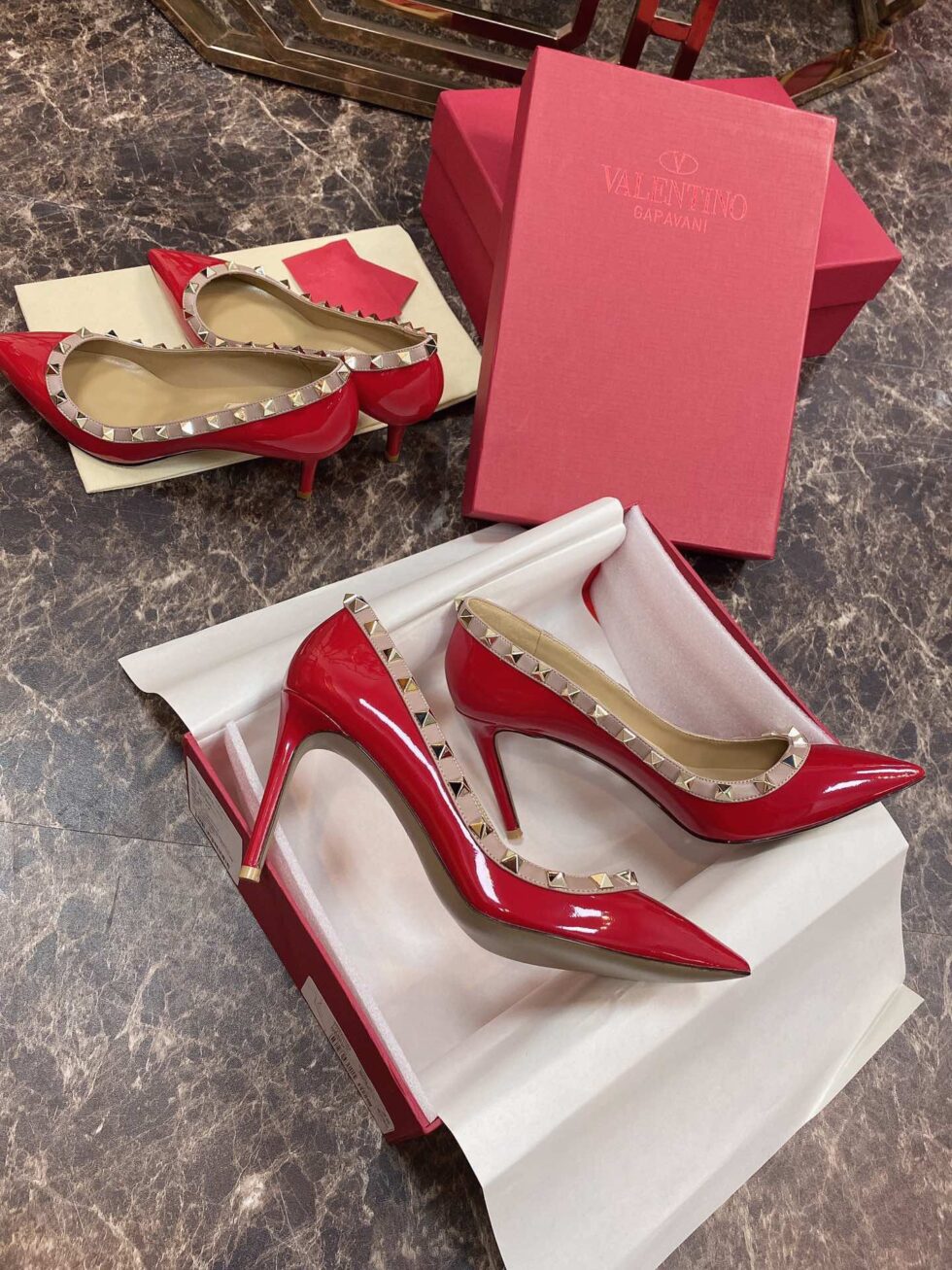 Replica Valentino Rockstud Pumps 100mm In Red Patent Leather 105