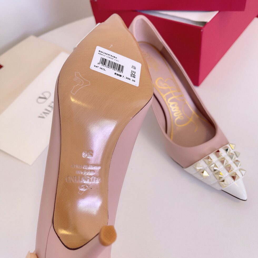 Replica Valentino Beige Rockstud Pump 90mm with White Patent Toe Cap 105