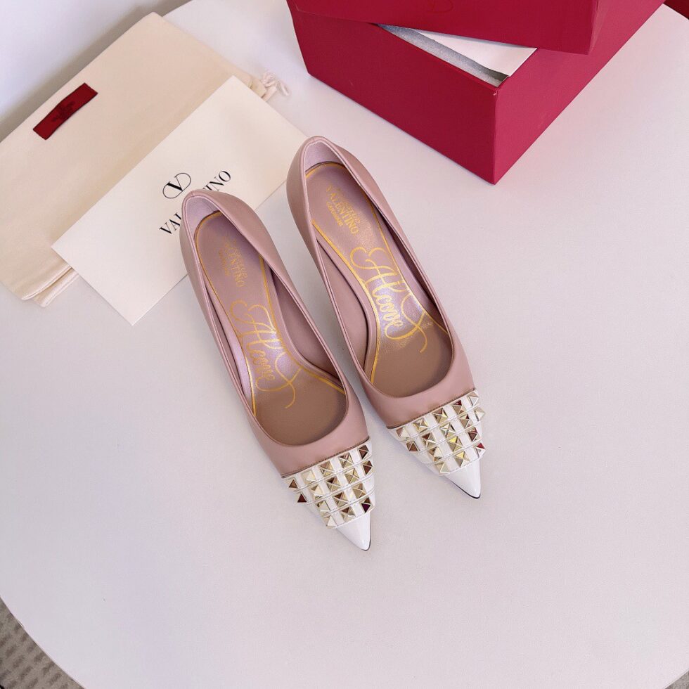 Replica Valentino Beige Rockstud Pump 90mm with White Patent Toe Cap 108