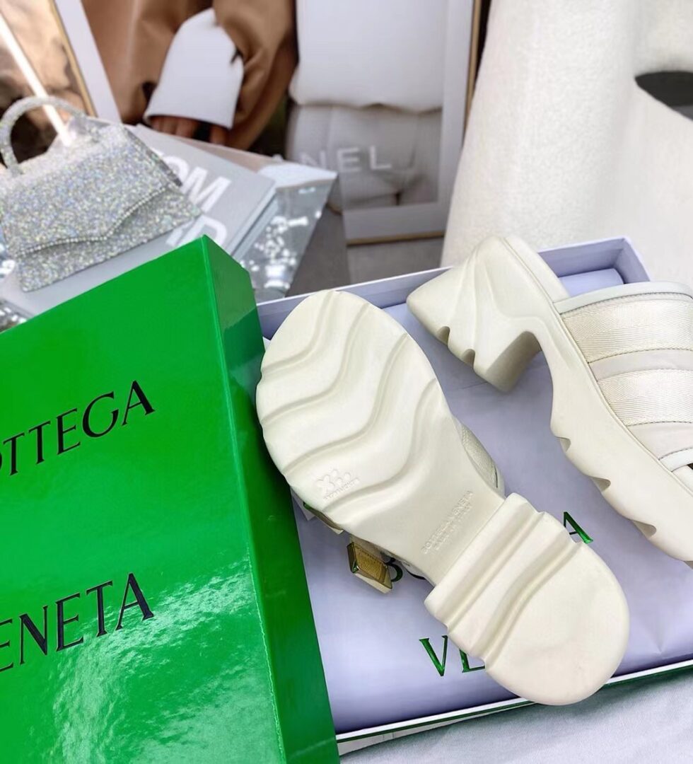 Replica Bottega Veneta Flash Sandals In White Technical Fabric 106