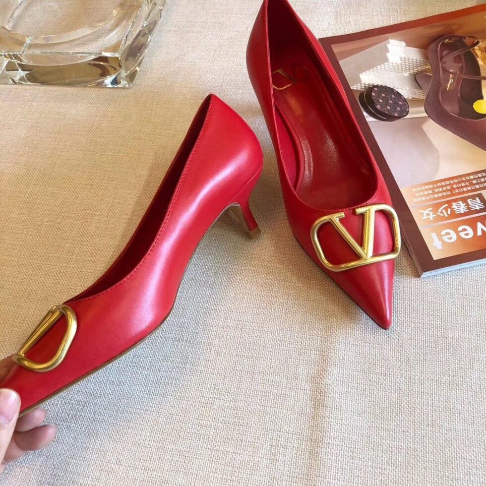 Replica Valentino Garavani Vlogo Pumps 45mm In Red Lambskin 111