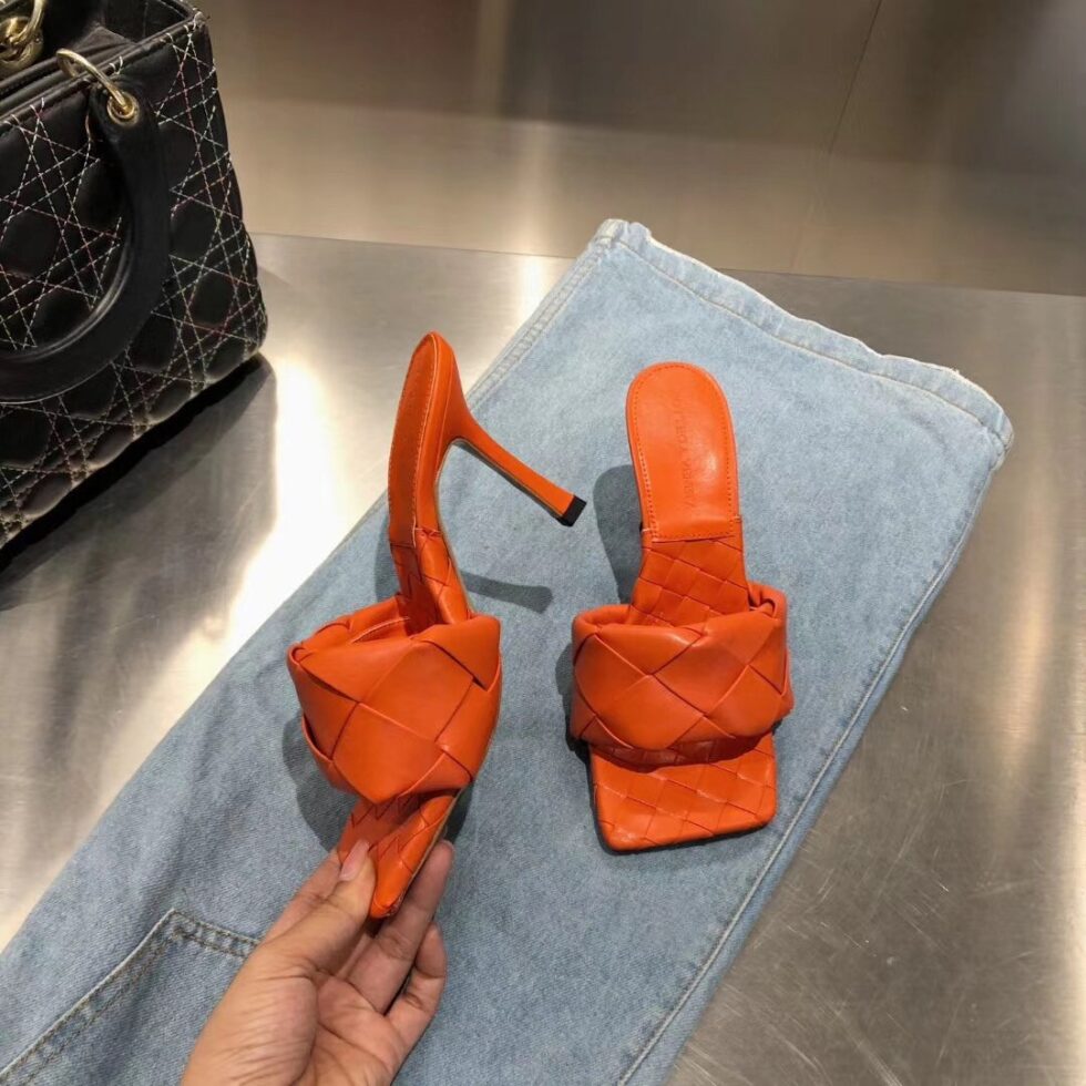 Replica Bottega Veneta Lido Sandals In Orange Intrecciato Leather 108