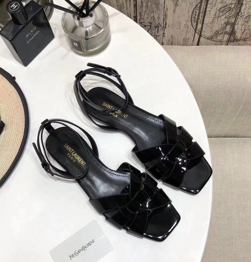 Replica Saint Laurent Tribute Flat Sandals In Black Patent Leather 107