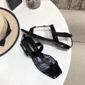 Replica Saint Laurent Cassandra Flat Sandals In Black Patent Leather 2