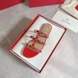 Replica Valentino Garavani Rockstud Flat Sandals In Red Calfskin 2