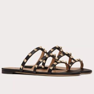 Replica Valentino Garavani Rockstud Flat Sandals In Black Calfskin