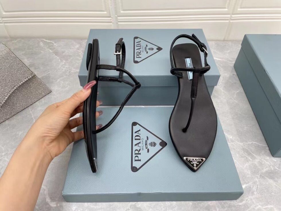 Replica Prada Thong Sandals In Black Brushed Leather 109