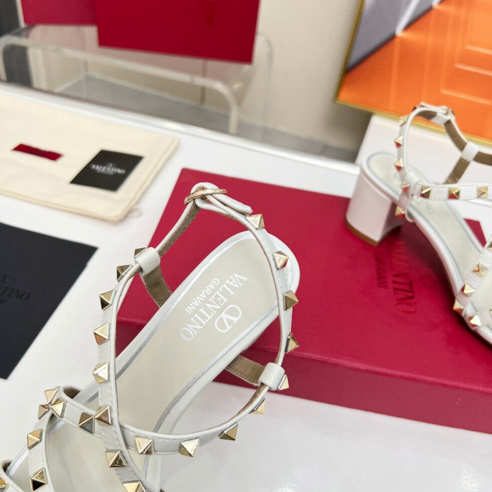 Replica Valentino Rockstud Sandals 60MM with Straps in White Leather 112