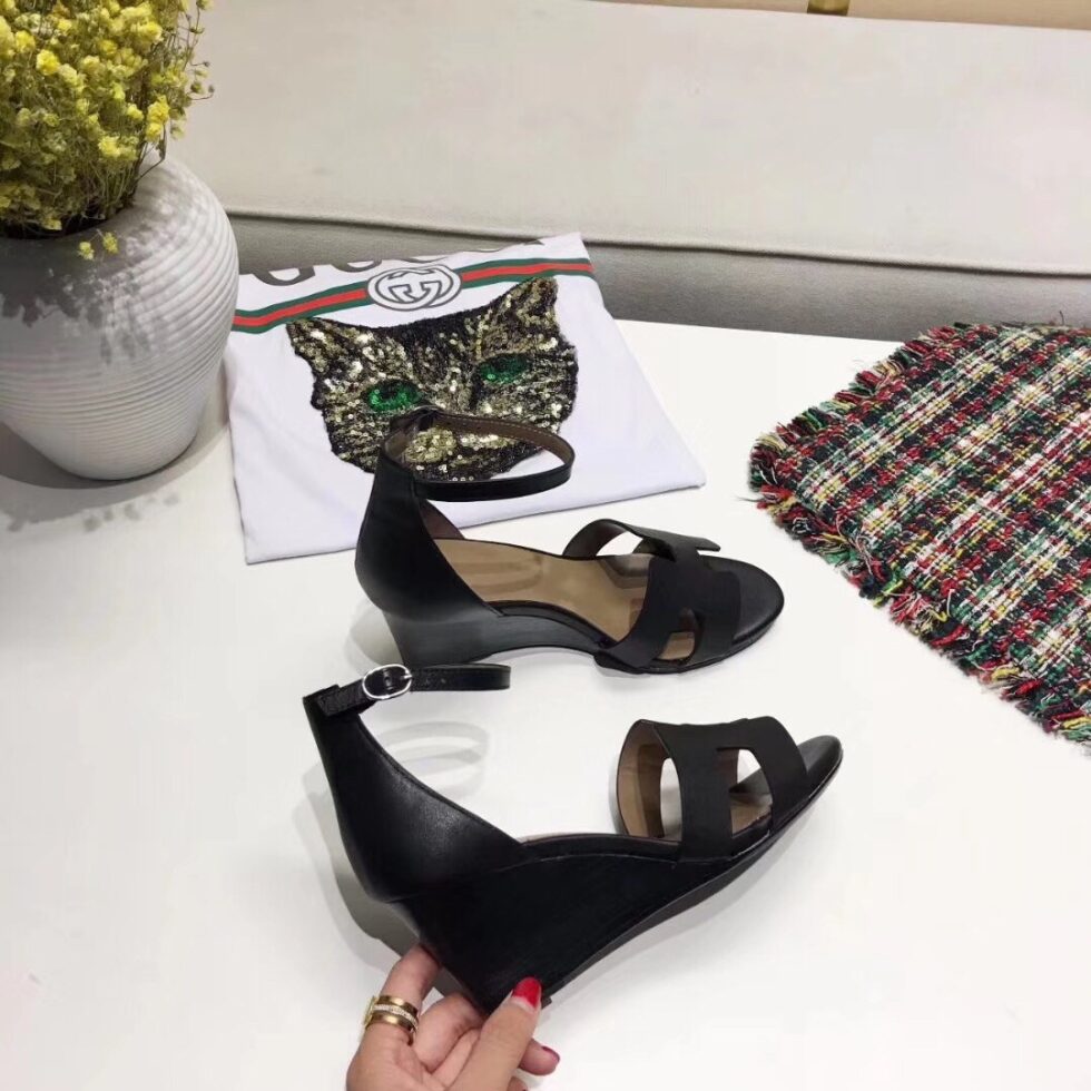 Replica Hermes Legend Wedge Sandals In Black Calfskin 109