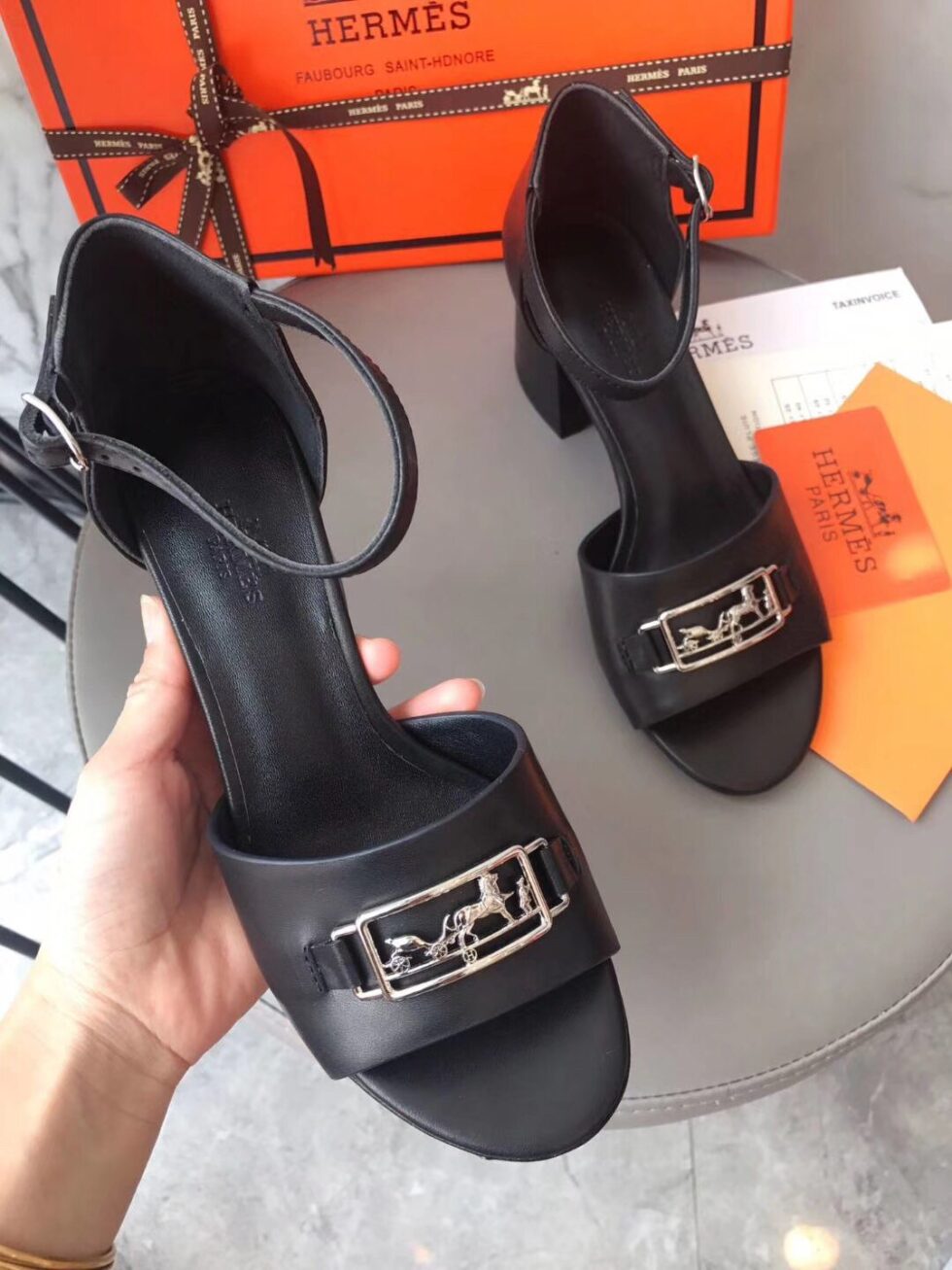 Replica Hermes Viaggio 60MM Sandals In Black Calfskin 109