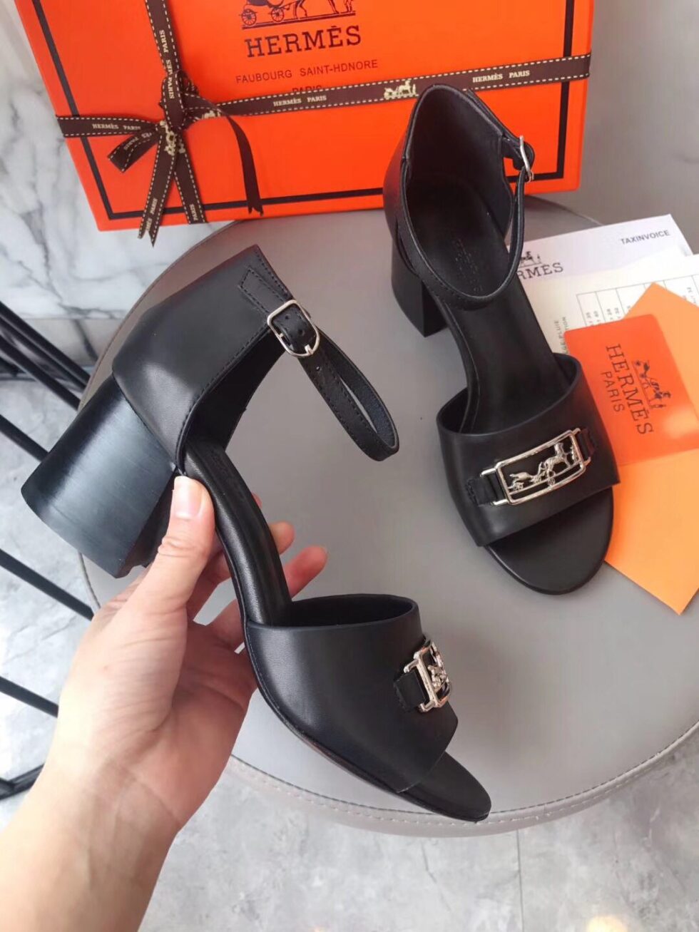 Replica Hermes Viaggio 60MM Sandals In Black Calfskin 110