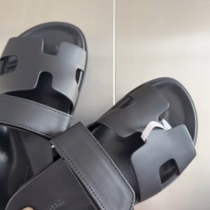 Replica Hermes Men’s Chypre Sandals in Black Calfskin 2