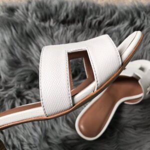 Replica Hermes Oasis Slide Sandals 50mm In White Epsom Calfskin 2