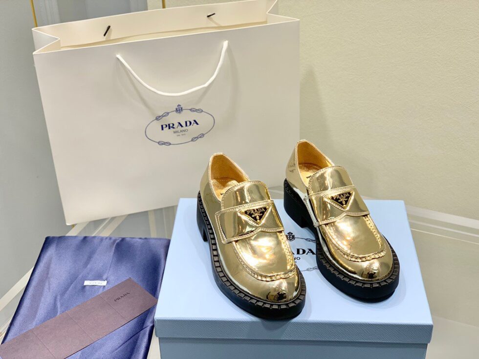 Replica Prada Women’s Loafers In Gold Metallic Leather 110