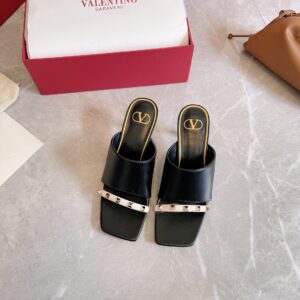 Replica Valentino Black Rockstud Slide Sandals With Sculpted Heel 2