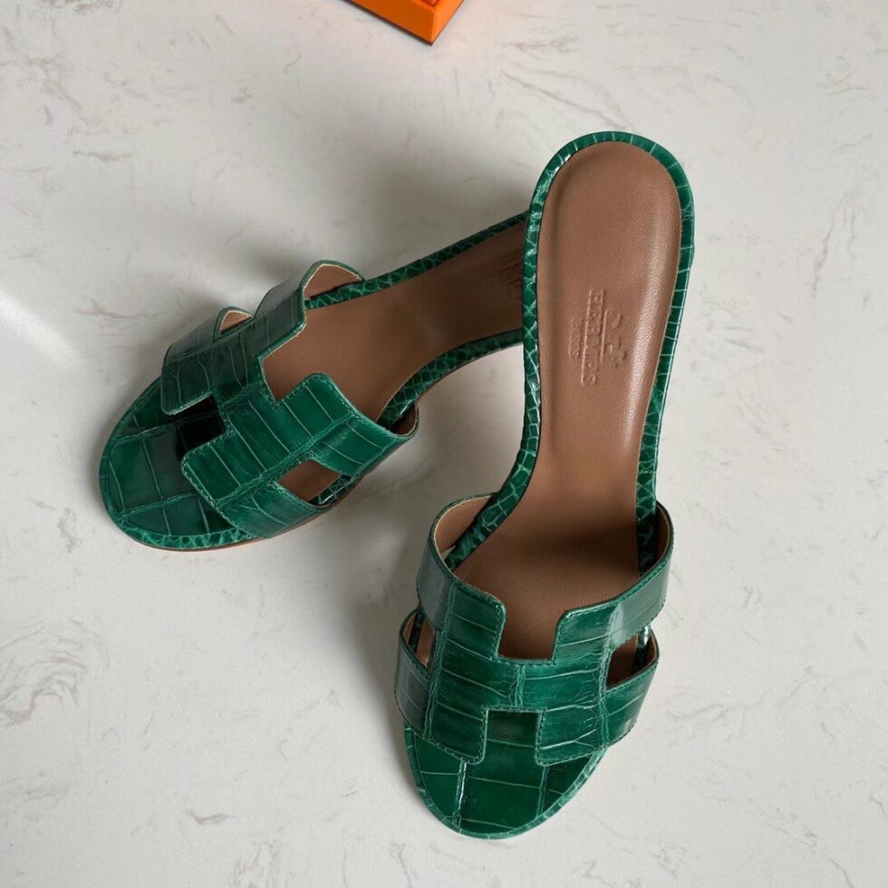 Replica Hermes Oasis Slide Sandals In Green Niloticus Crocodile Shiny Skin 106