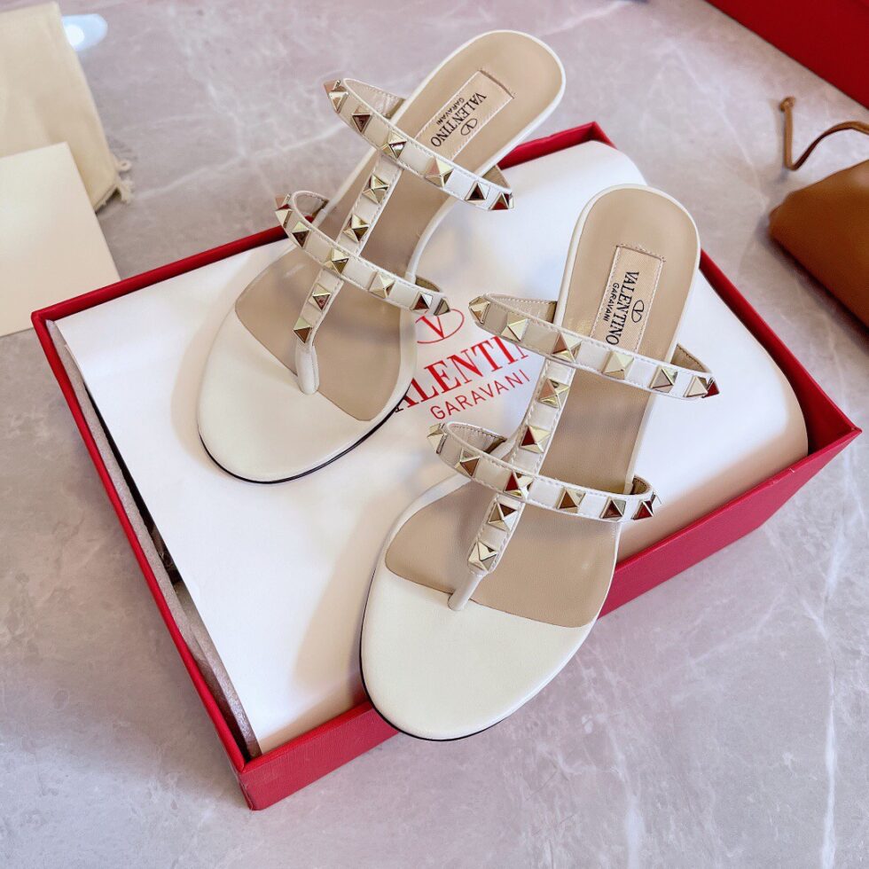 Replica Valentino Rockstud Flip Flop Sandals 50mm In White Calfskin 105