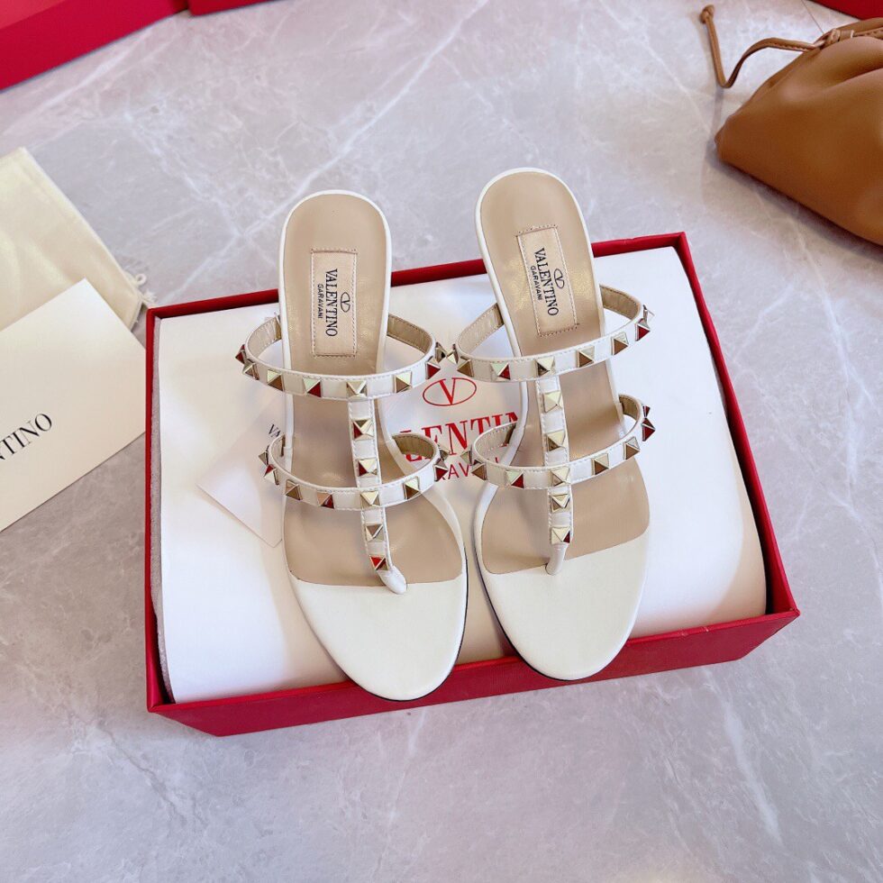 Replica Valentino Rockstud Flip Flop Sandals 50mm In White Calfskin 109