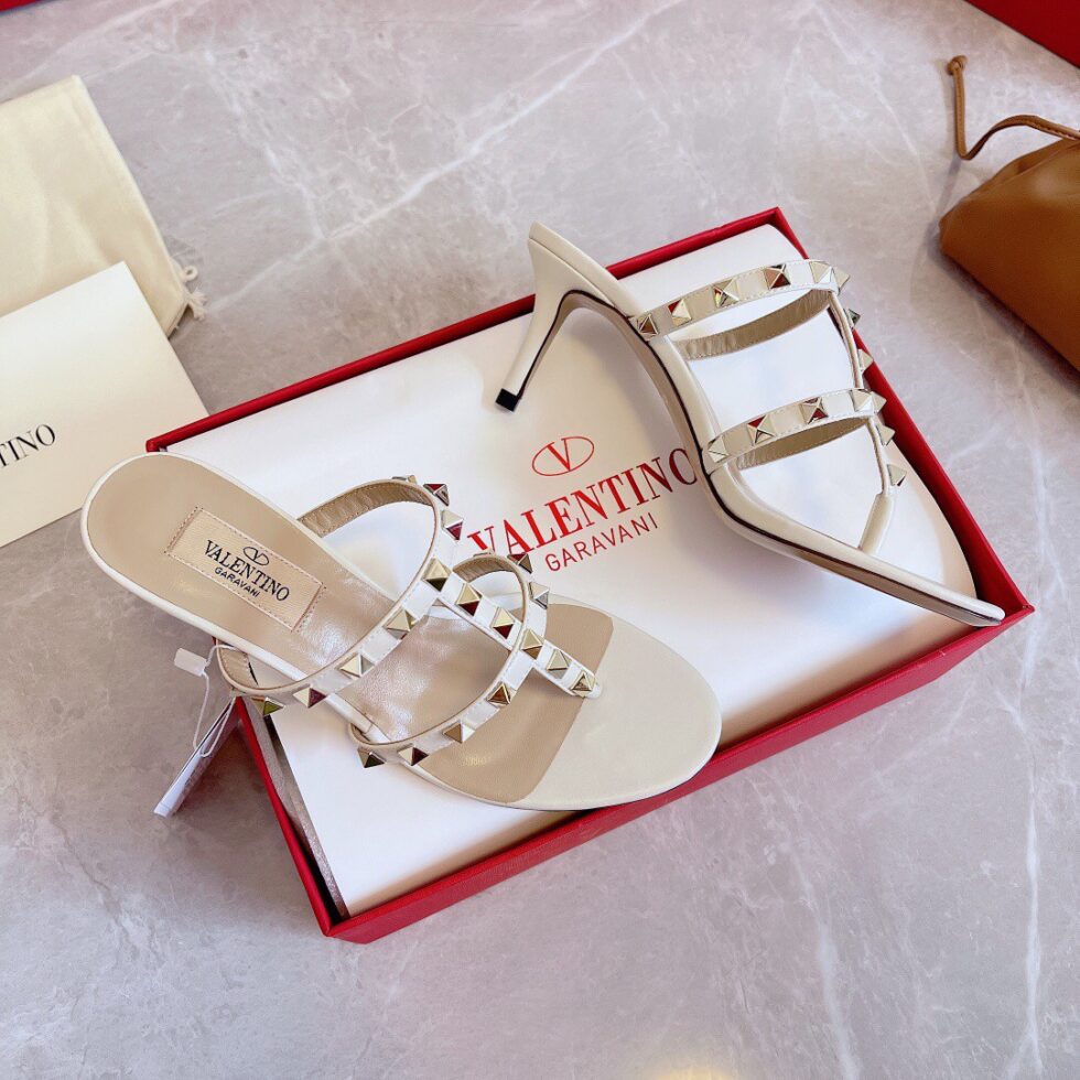 Replica Valentino Rockstud Flip Flop Sandals 50mm In White Calfskin 110