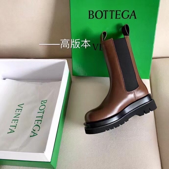 Replica Bottega Veneta BV Lug Chelsea Boots In Brown Calfskin 109