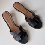 Replica Hermes Oasis Slide Sandals 50mm In Black Swift Calfskin