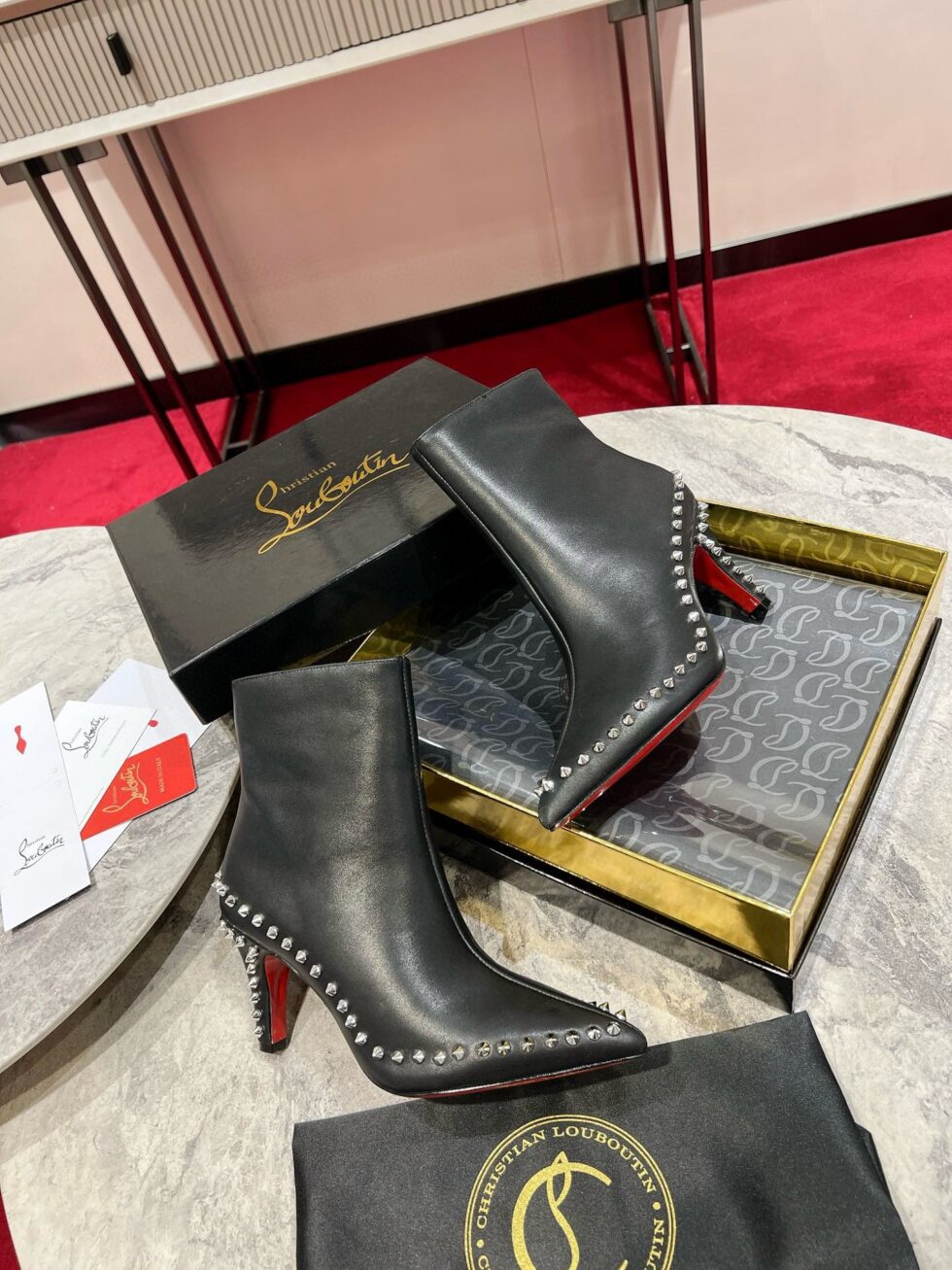 Replica Christian Louboutin Vidura Ankle Boots 85mm in Black Leather 110