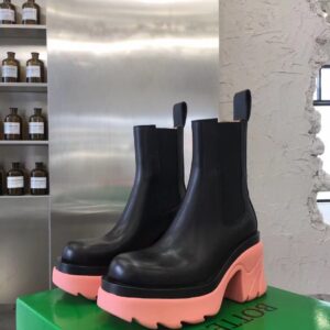 Replica Bottega Veneta Flash Chelsea Boots with Pink Outsole 2