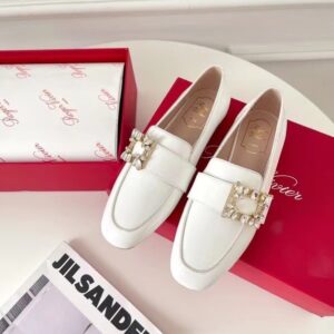 Replica Roger Vivier Mini Broche Buckle Loafers in White Patent Leather 2